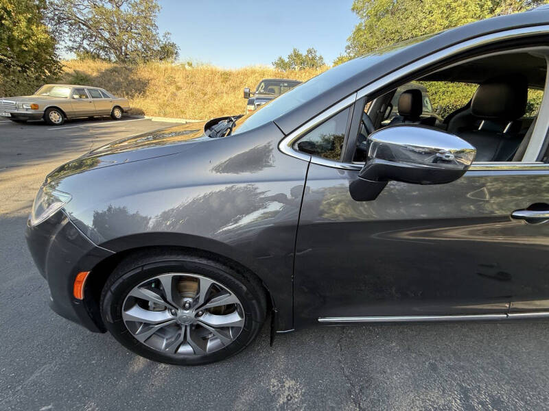 2017 Chrysler Pacifica Limited