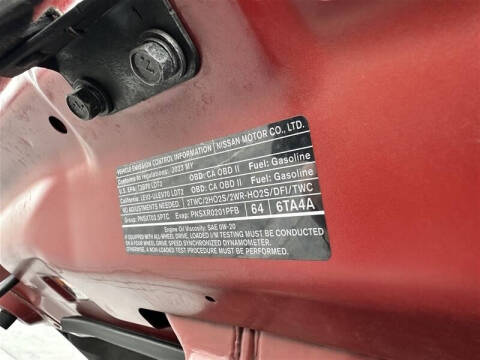 2023 Nissan Pathfinder Platinum