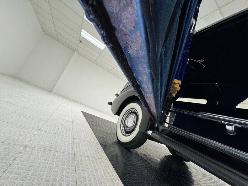 1940 Pontiac Bonneville