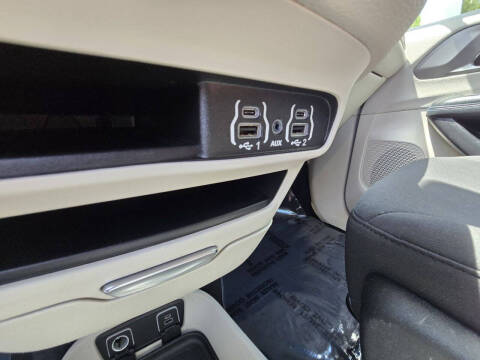 2021 Chrysler Pacifica Touring