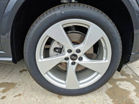 2025 Audi Q5 quattro Premium Plus TFSI