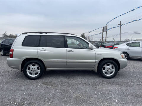 2004 Toyota Highlander for sale at Affordable Autos II in Houma LA