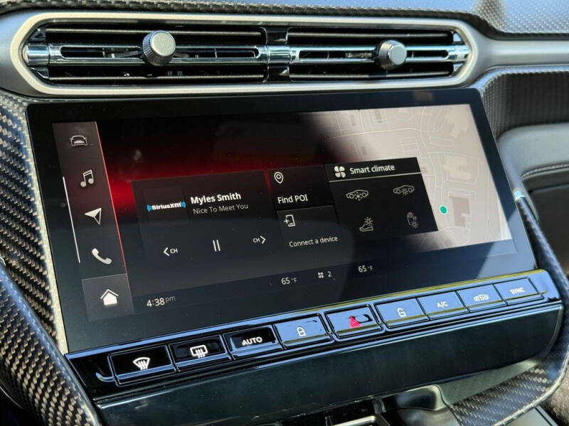 2025 Aston Martin Vanquish