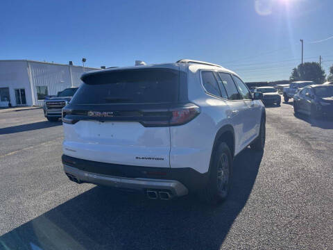 2025 GMC Acadia Elevation