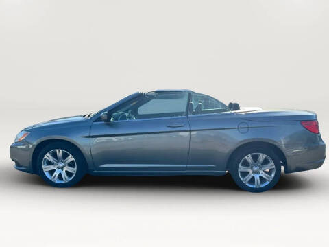 2011 Chrysler 200 Touring