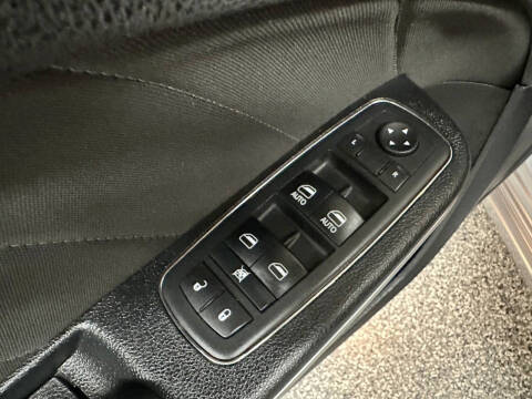 2017 Dodge Charger SXT