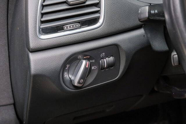 2017 Audi Q3 2.0T quattro Premium Plus