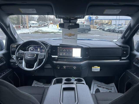 2022 GMC Sierra 1500 Elevation Standard