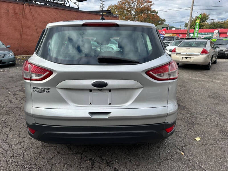 2014 Ford Escape S
