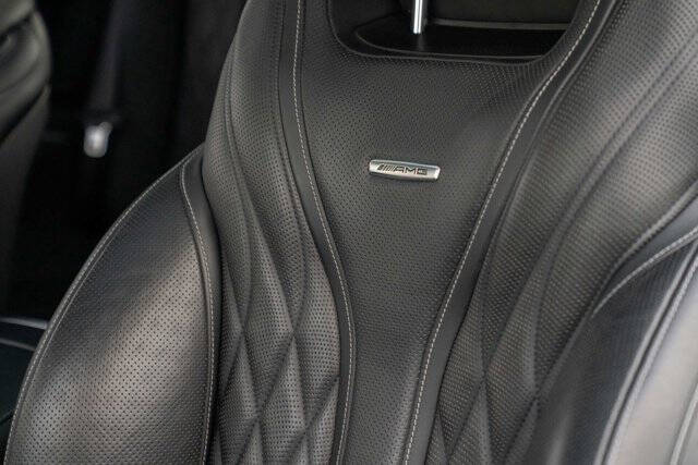 2016 Mercedes-Benz S-Class 11