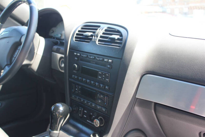 2002 Ford Thunderbird Deluxe