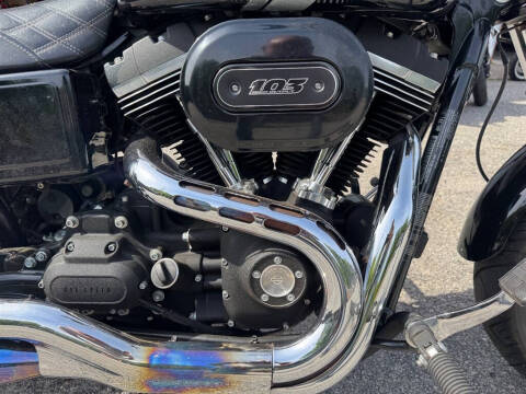 2016 Harley-Davidson FXDF103 -