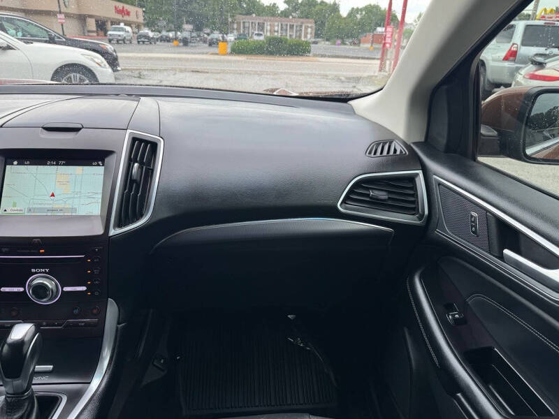 2017 Ford Edge Titanium