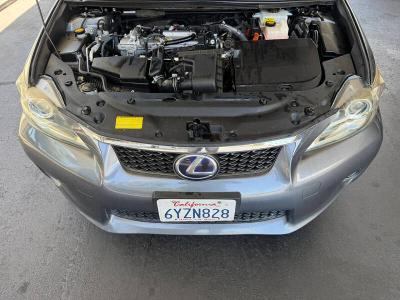2013 Lexus CT 200h