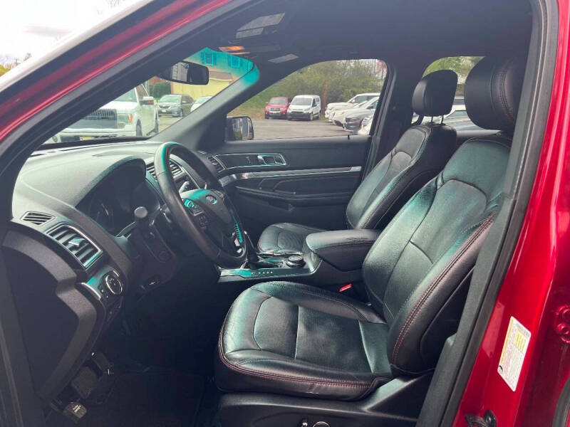 2016 Ford Explorer Sport