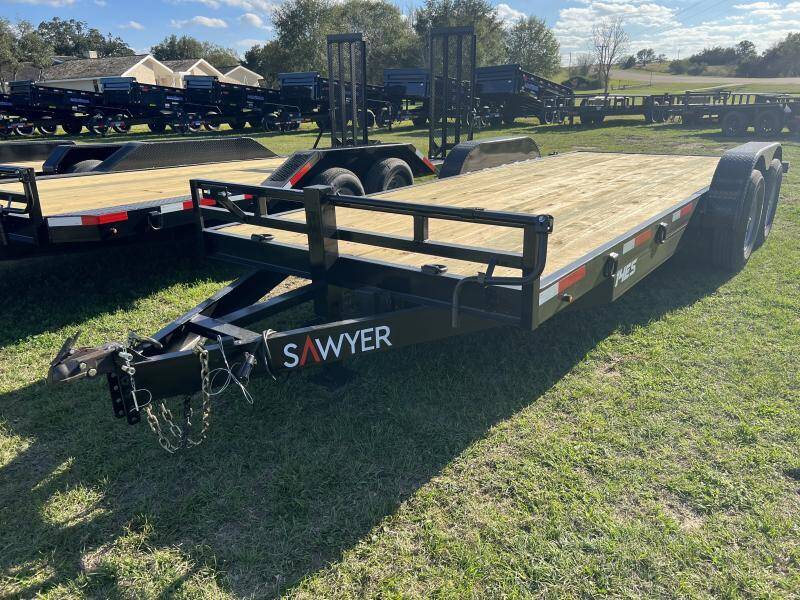 2021 Saber CH8320 83X20 LOWBOY 14K SLIDE  for sale at The Trailer Lot in Hallettsville TX