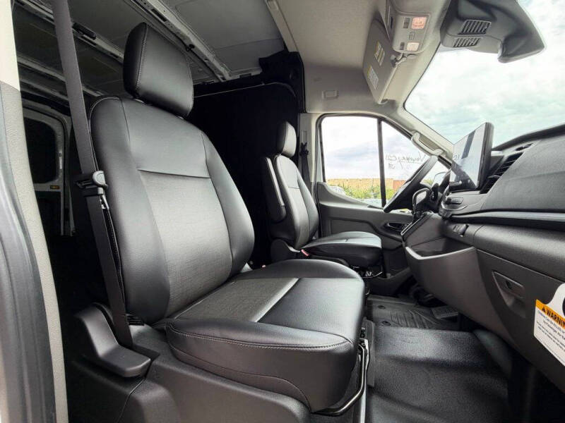 2026 Ford Transit 250