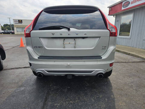 2012 Volvo XC60 T6 R-Design