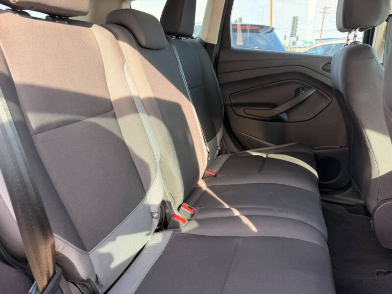 2015 Ford Escape S