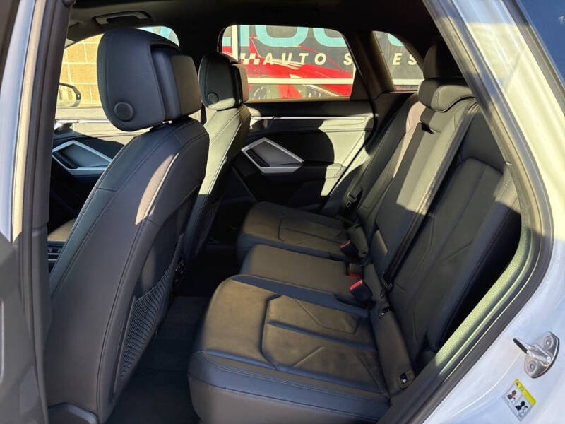 2024 Audi Q3 quattro S line Premium 45 TFSI