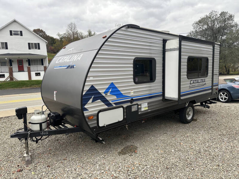 2022 Coachmen RV Summit 184FQS