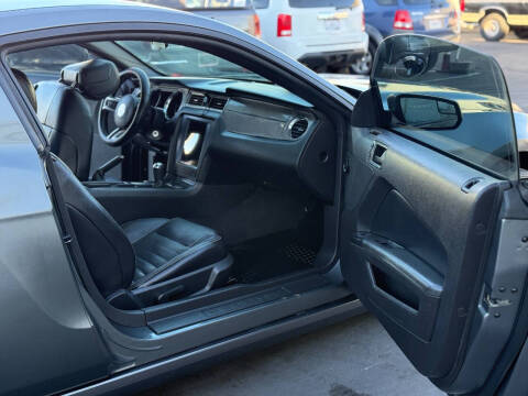 2013 Ford Mustang V6