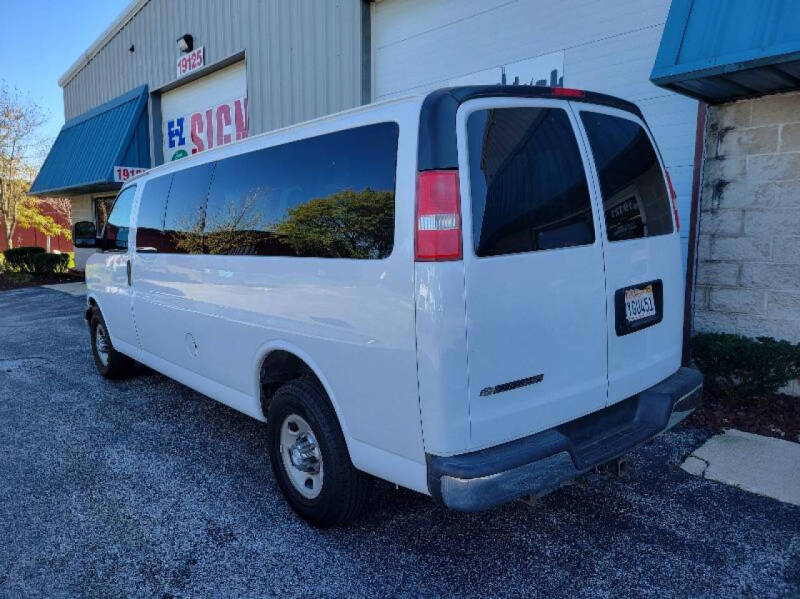 2017 Chevrolet Express LT 3500