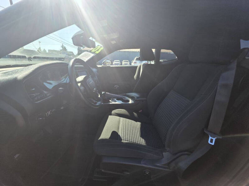 2020 Dodge Challenger SXT