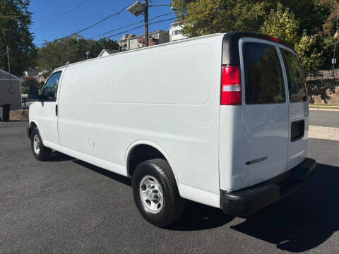 2019 Chevrolet Express 2500