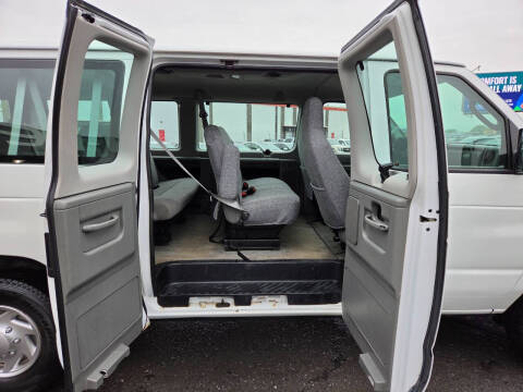 2012 Ford E-Series E-350 SD XLT