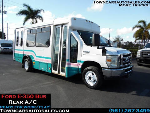 2013 Ford E-350