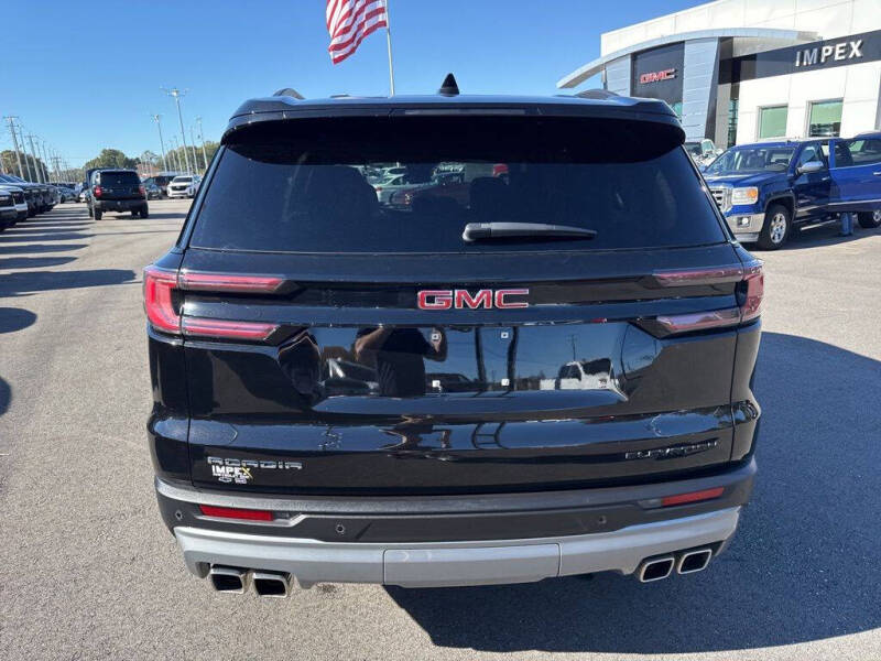 2025 GMC Acadia Elevation