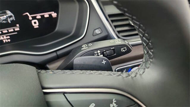 2024 Audi Q5 Sportback quattro S line Prem Plus 45 TFSI