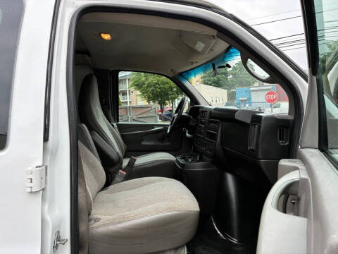 2015 Chevrolet Express 2500