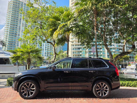 2018 Volvo XC90 T6 Momentum