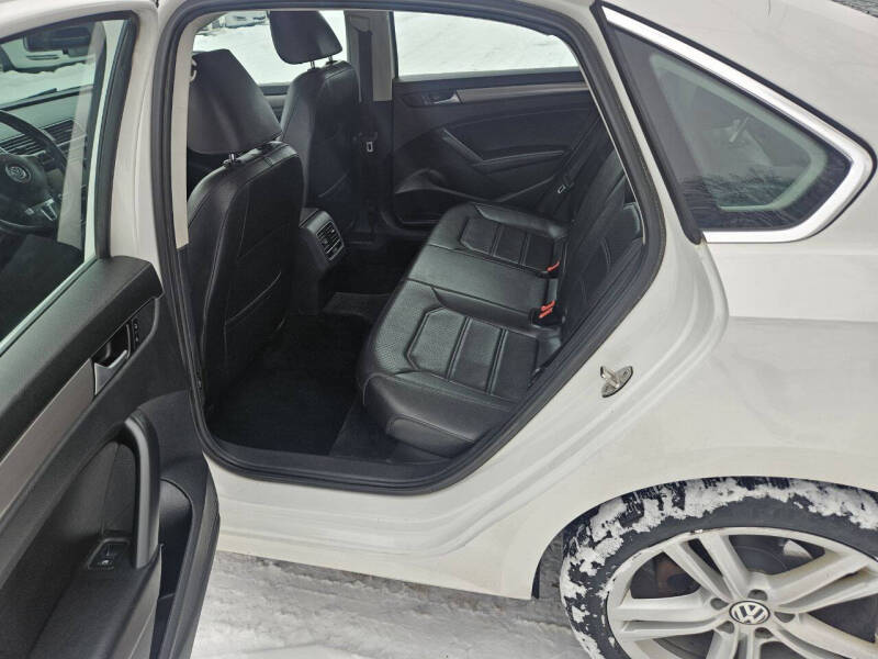 2015 Volkswagen Passat 2.0L TDI SE