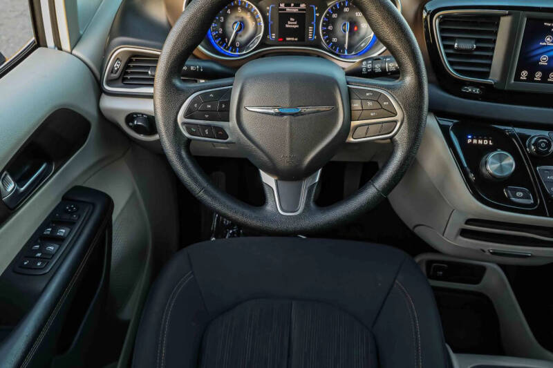 2019 Chrysler Pacifica L