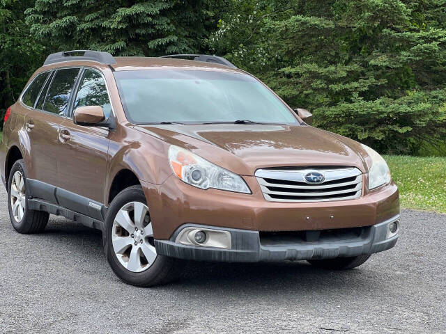 2012 Subaru Outback for sale at Town Auto Inc in Clifton Park, NY