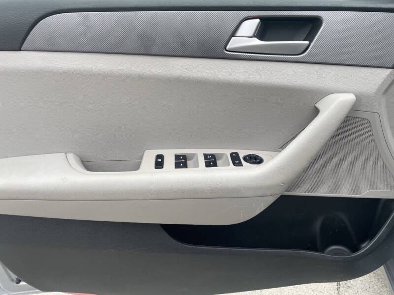 2016 Hyundai Sonata SE