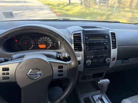 2011 Nissan Frontier SV V6