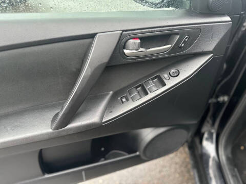 2012 Mazda MAZDA3 i Touring