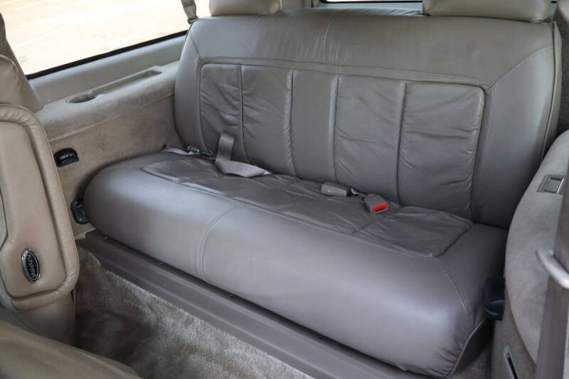 1999 GMC Suburban