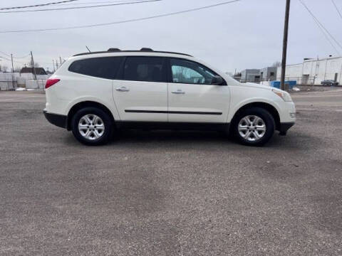 2011 Chevrolet Traverse LS