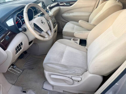 2012 Nissan Quest