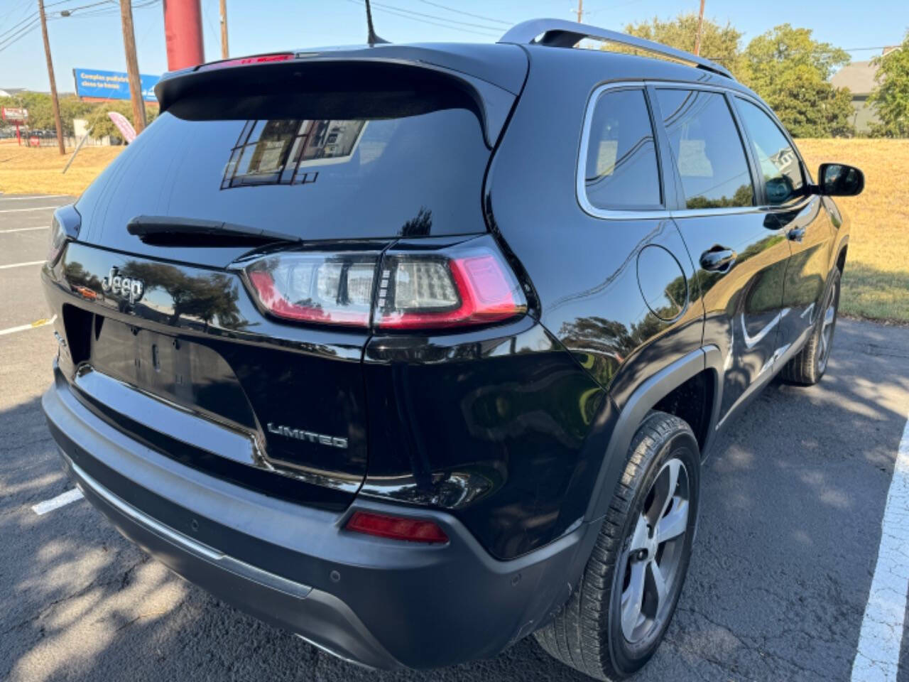 2019 Jeep Cherokee for sale at AUSTIN PREMIER AUTO in Austin, TX