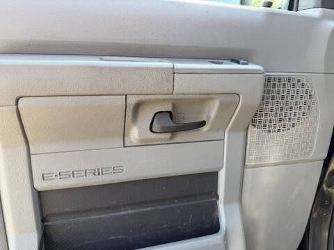 2013 Ford E-Series