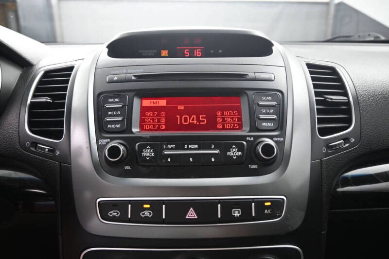2015 Kia Sorento LX