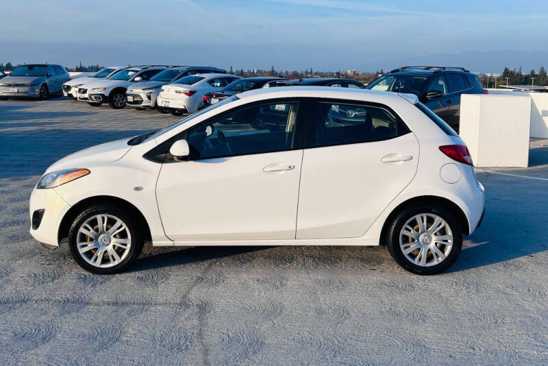 2014 Mazda MAZDA2 Sport