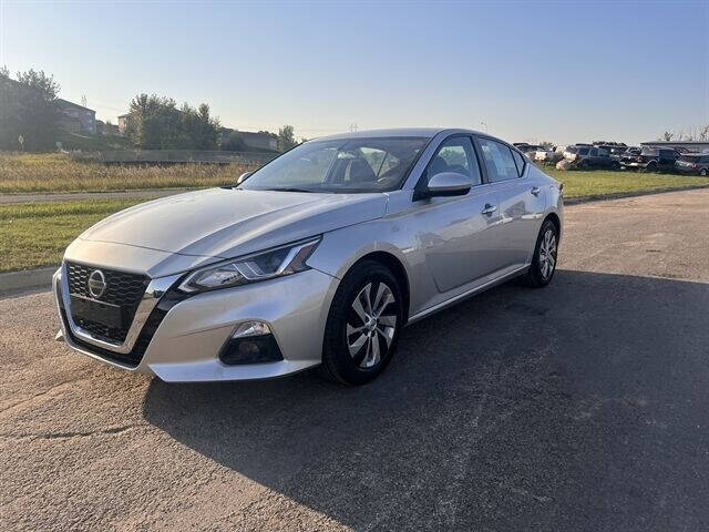 2019 Nissan Altima for sale at CK Auto Inc. in Bismarck ND