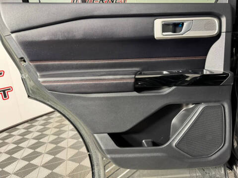 2022 Ford Explorer ST-Line